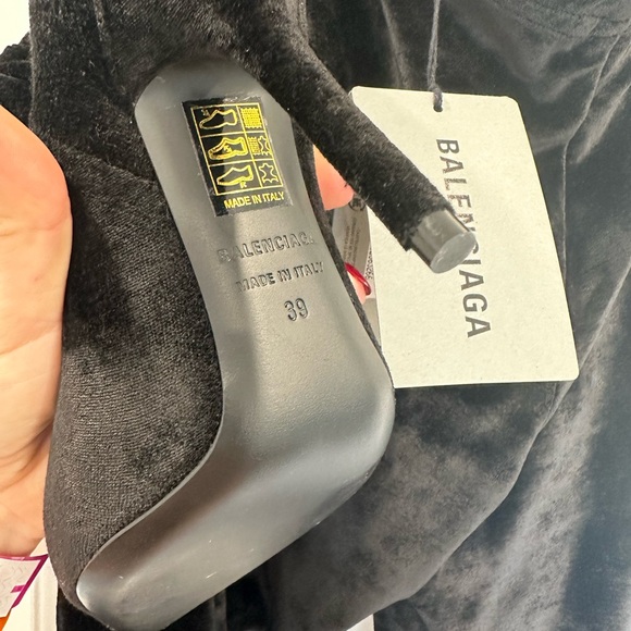 Balenciaga legging heels - Picture 5 of 5